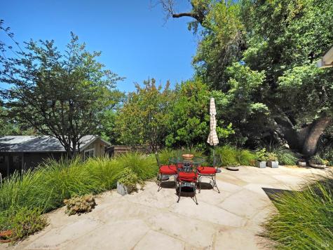22549 River Road Geyserville CA 95441