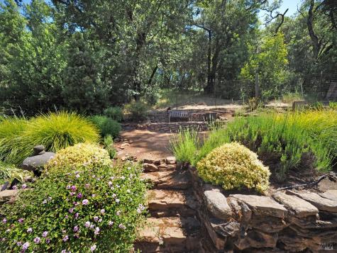 22549 River Road Geyserville CA 95441