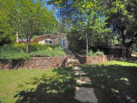 22549 River Road Geyserville CA 95441
