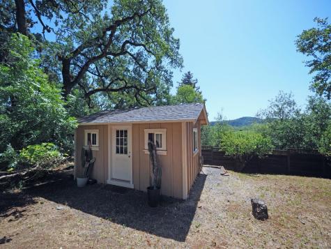 22549 River Road Geyserville CA 95441