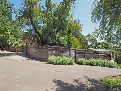 22549 River Road Geyserville CA 95441