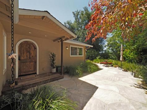 22549 River Road Geyserville CA 95441