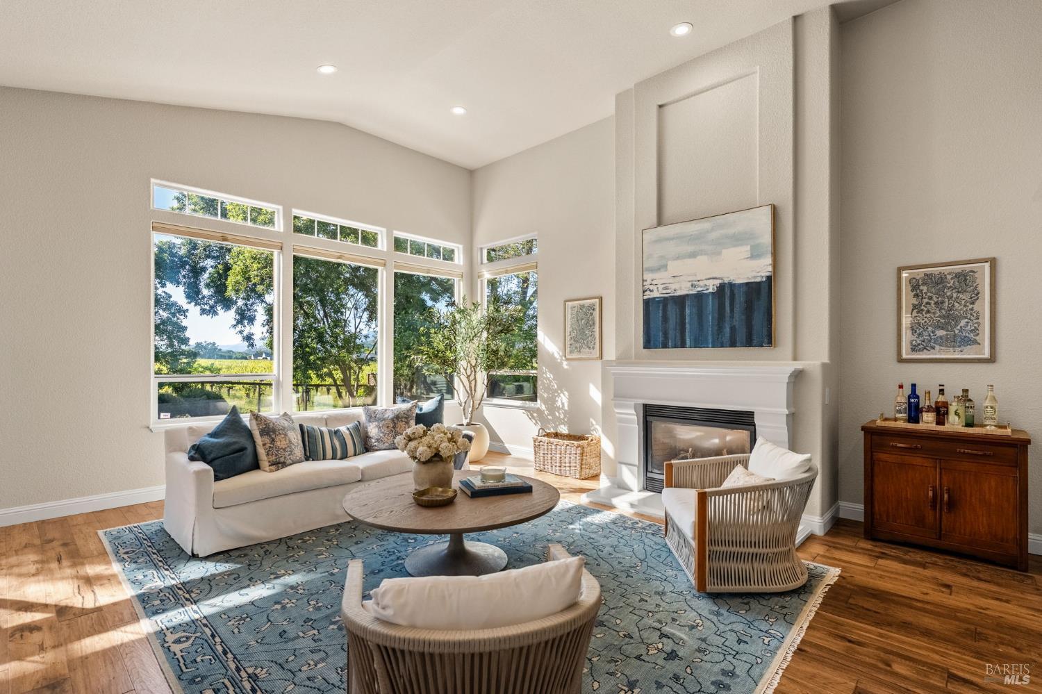 708 Hunt Avenue St. Helena CA 94574