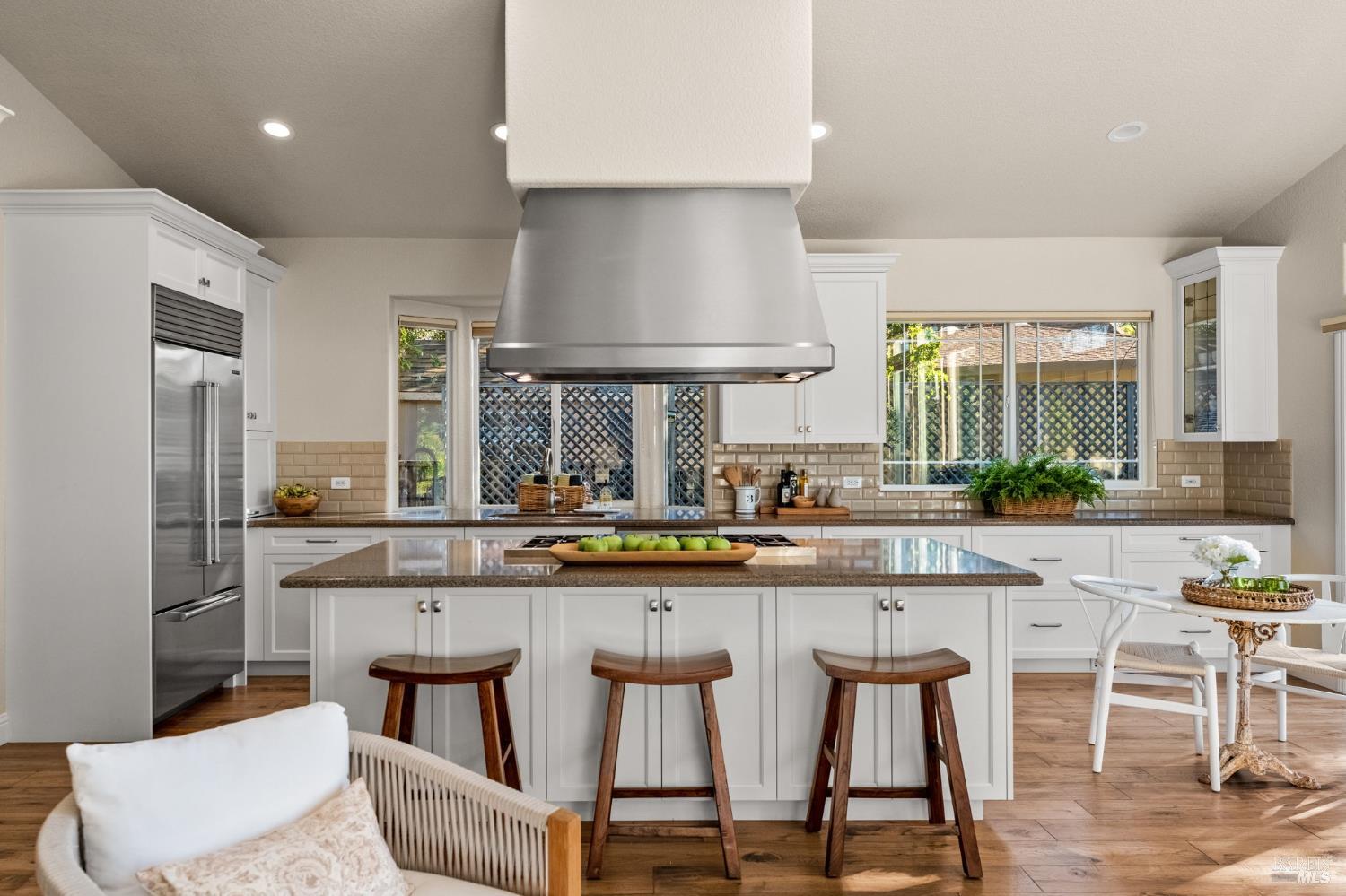 708 Hunt Avenue St. Helena CA 94574