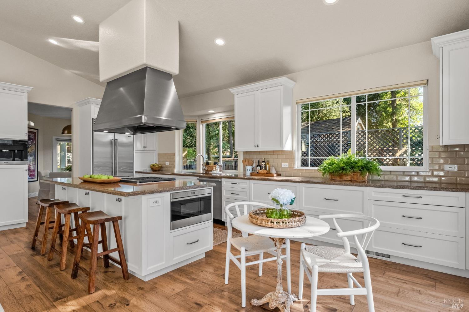 708 Hunt Avenue St. Helena CA 94574