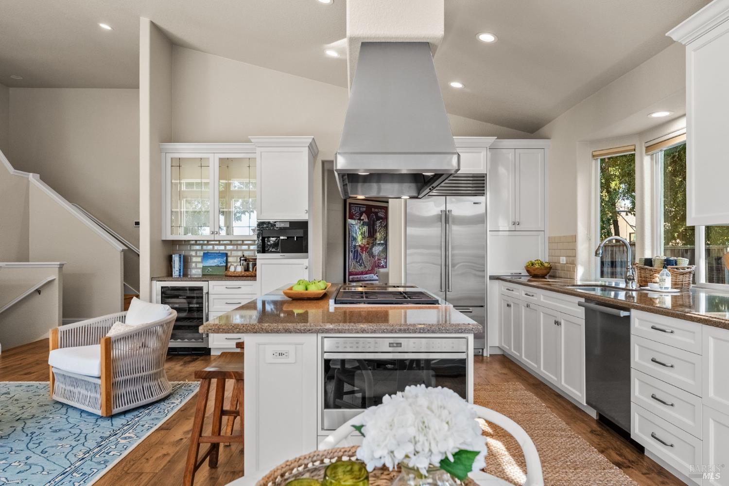 708 Hunt Avenue St. Helena CA 94574