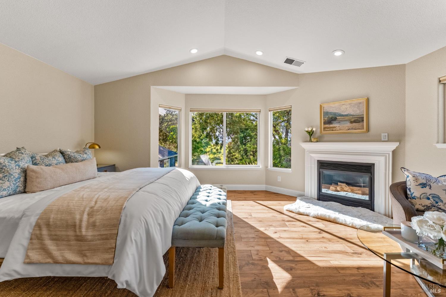 708 Hunt Avenue St. Helena CA 94574