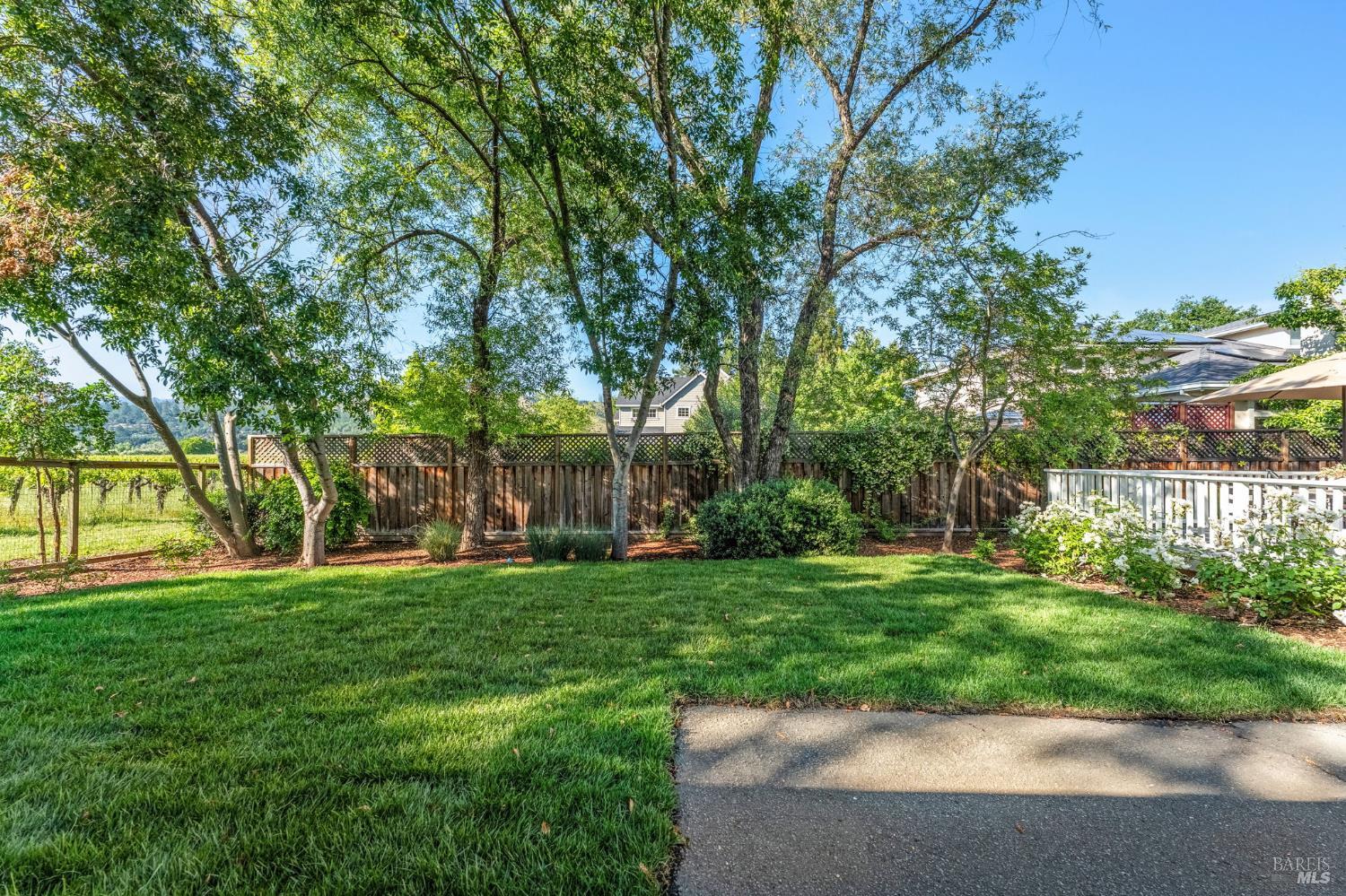 708 Hunt Avenue St. Helena CA 94574