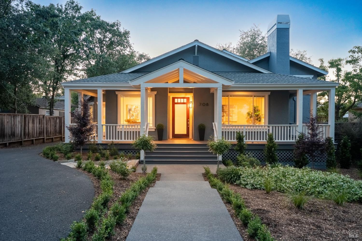 708 Hunt Avenue St. Helena CA 94574