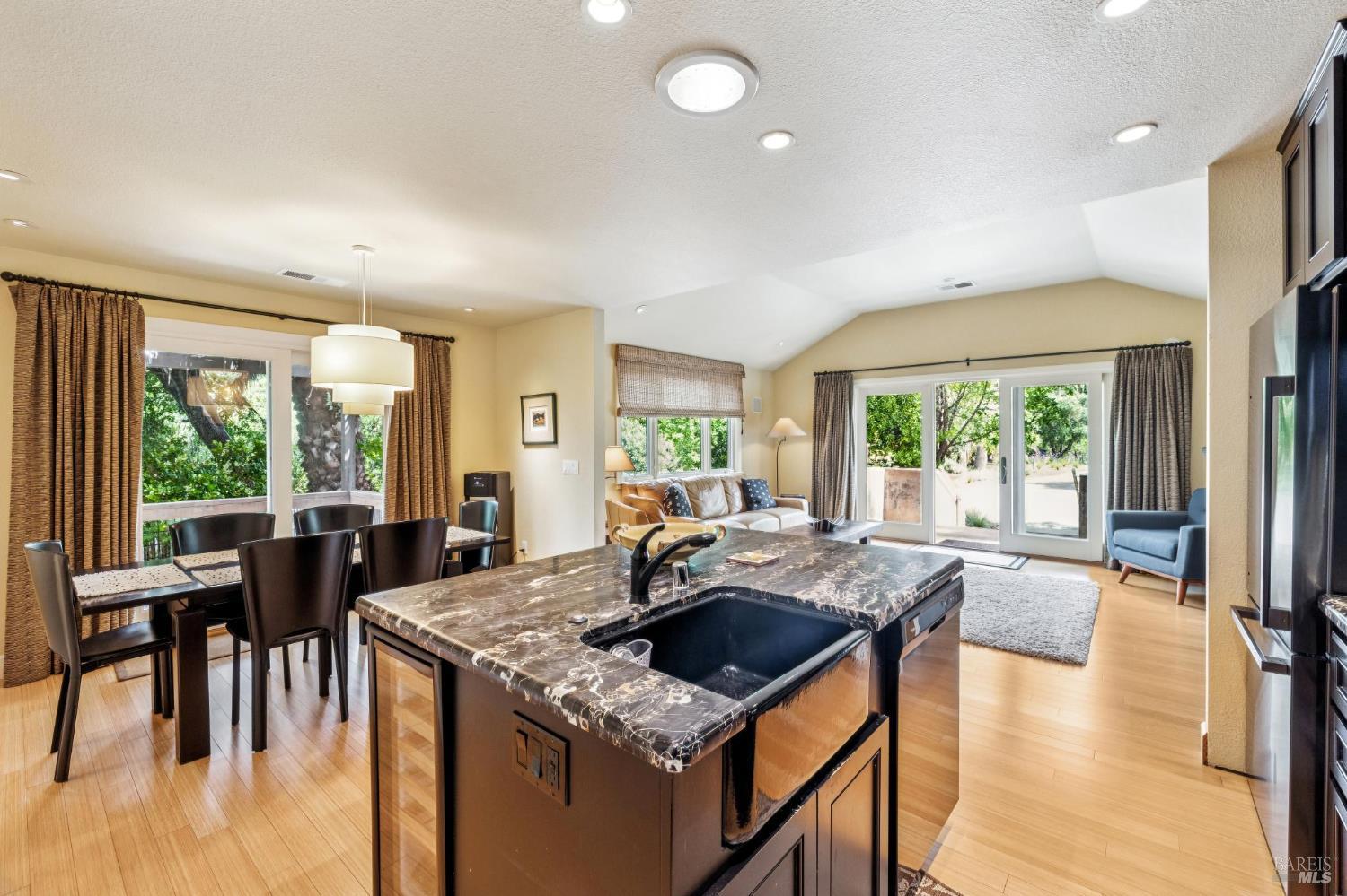 3055 Myrtledale Road Calistoga CA 94515