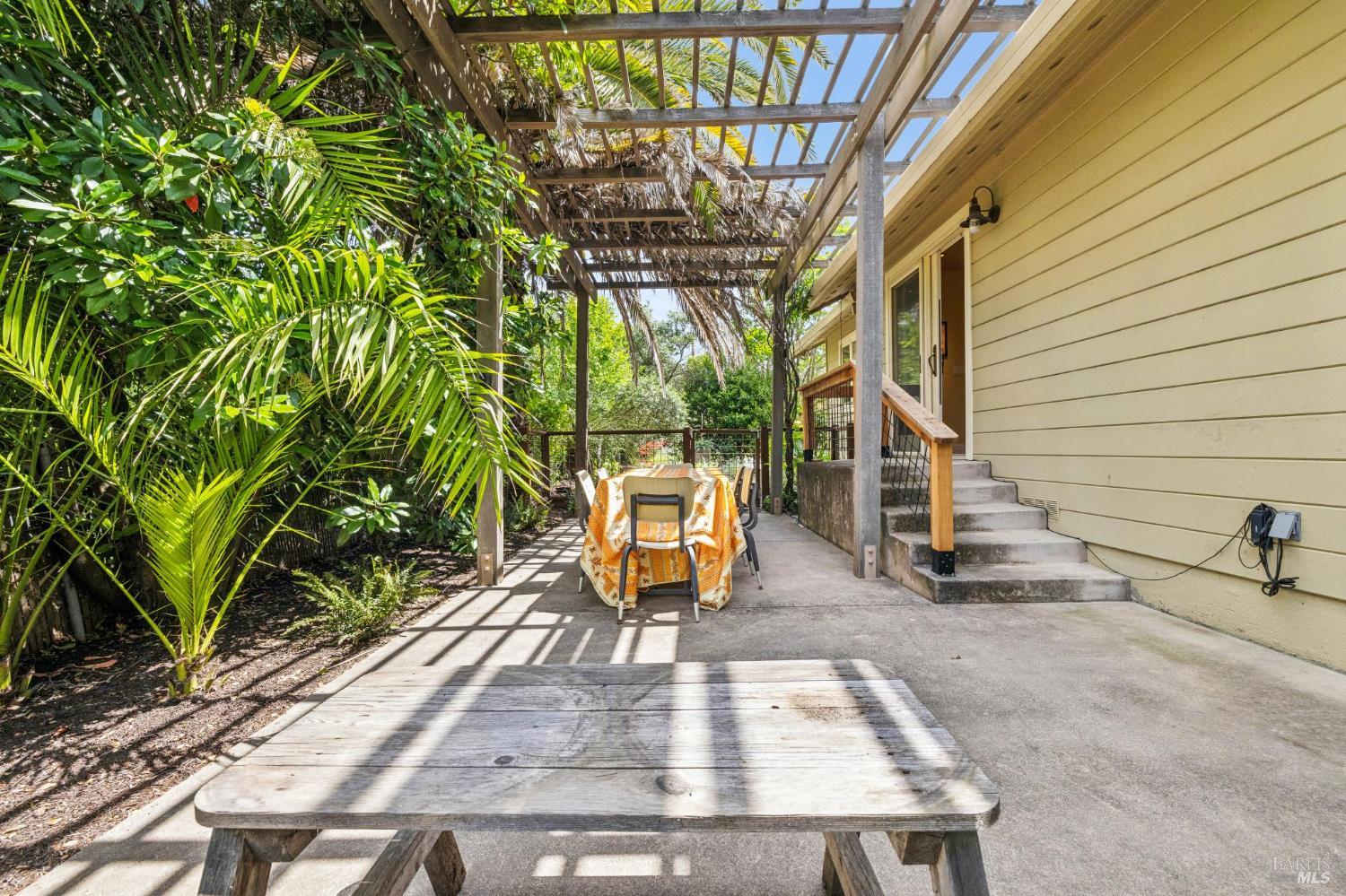 3055 Myrtledale Road Calistoga CA 94515