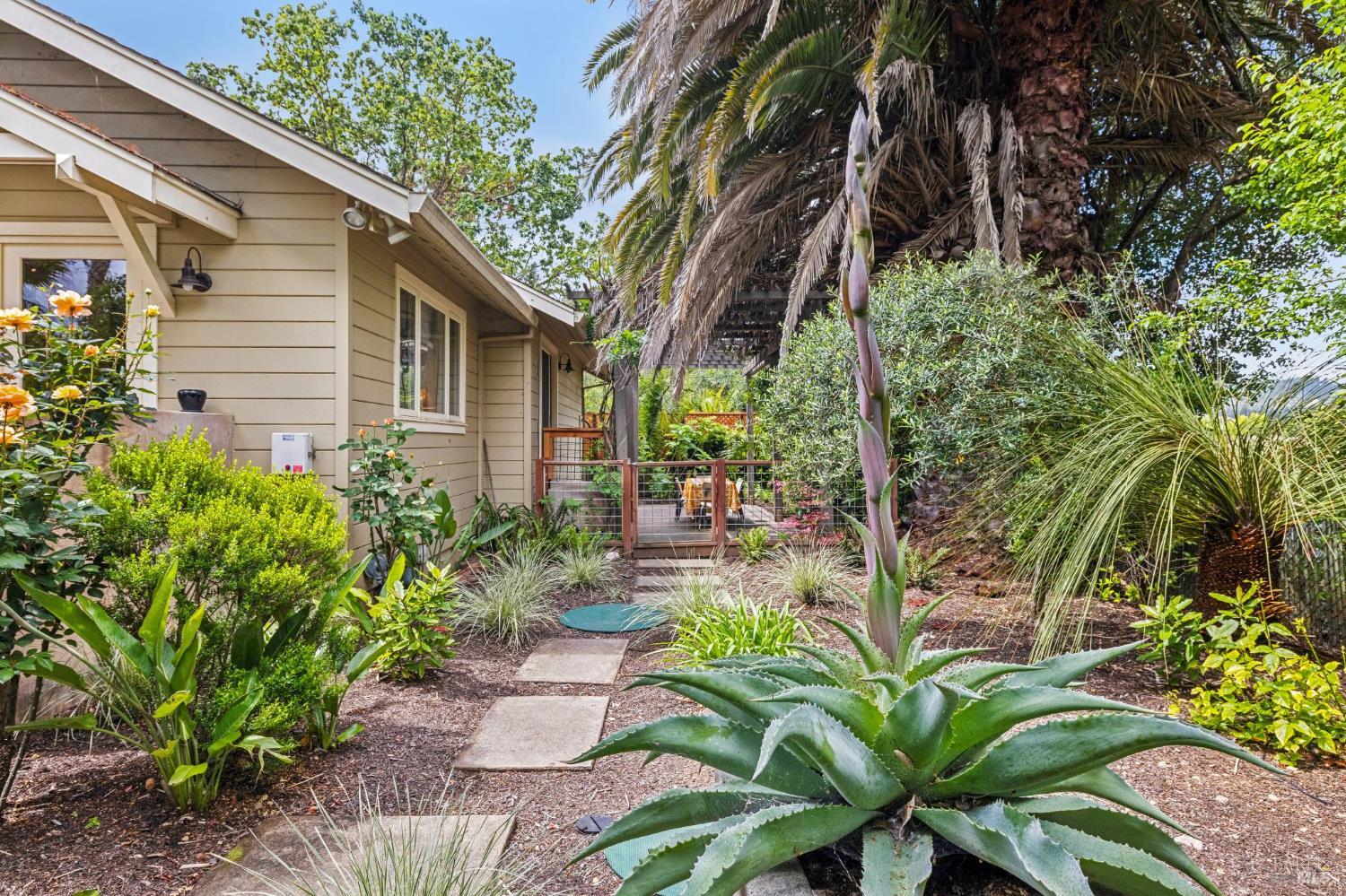 3055 Myrtledale Road Calistoga CA 94515