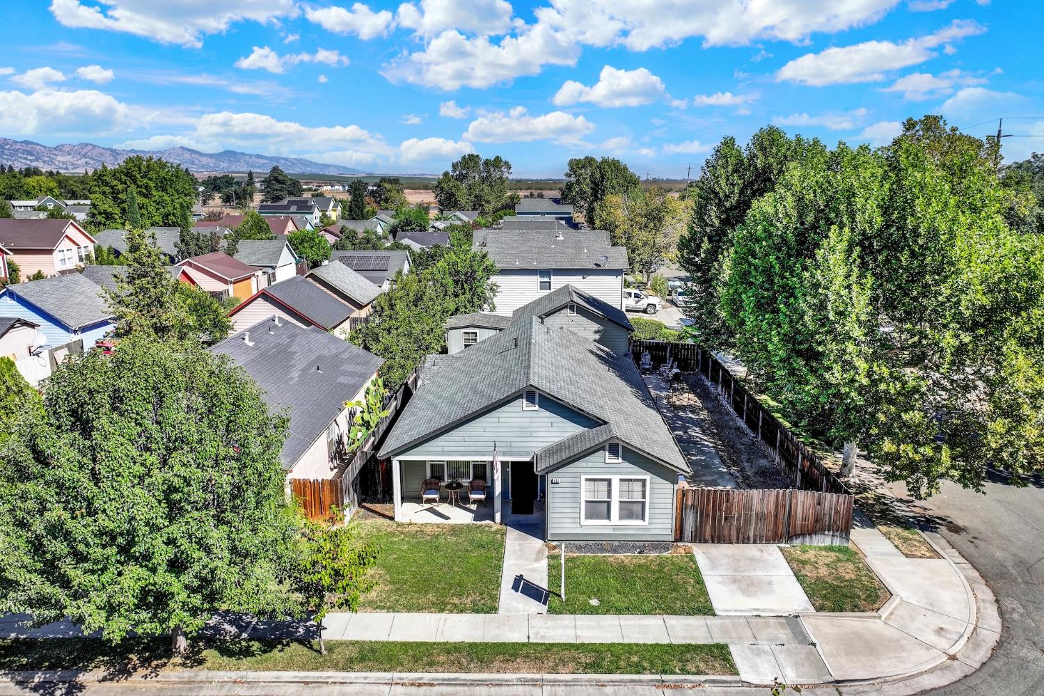 613 Manzanita Way Winters CA 95694