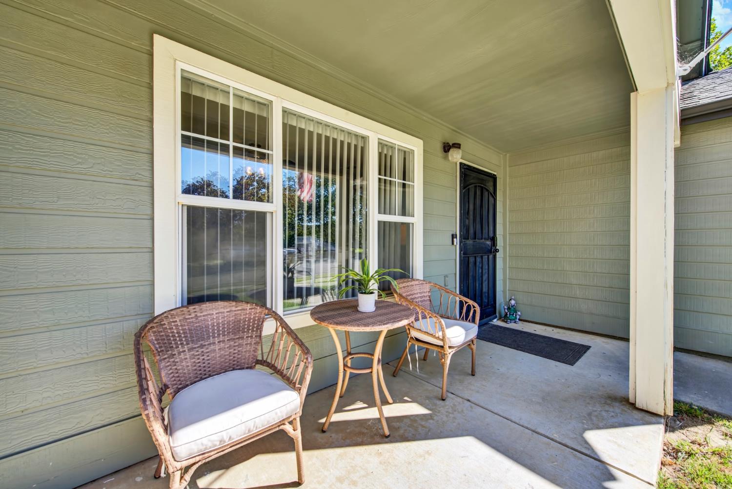 613 Manzanita Way Winters CA 95694
