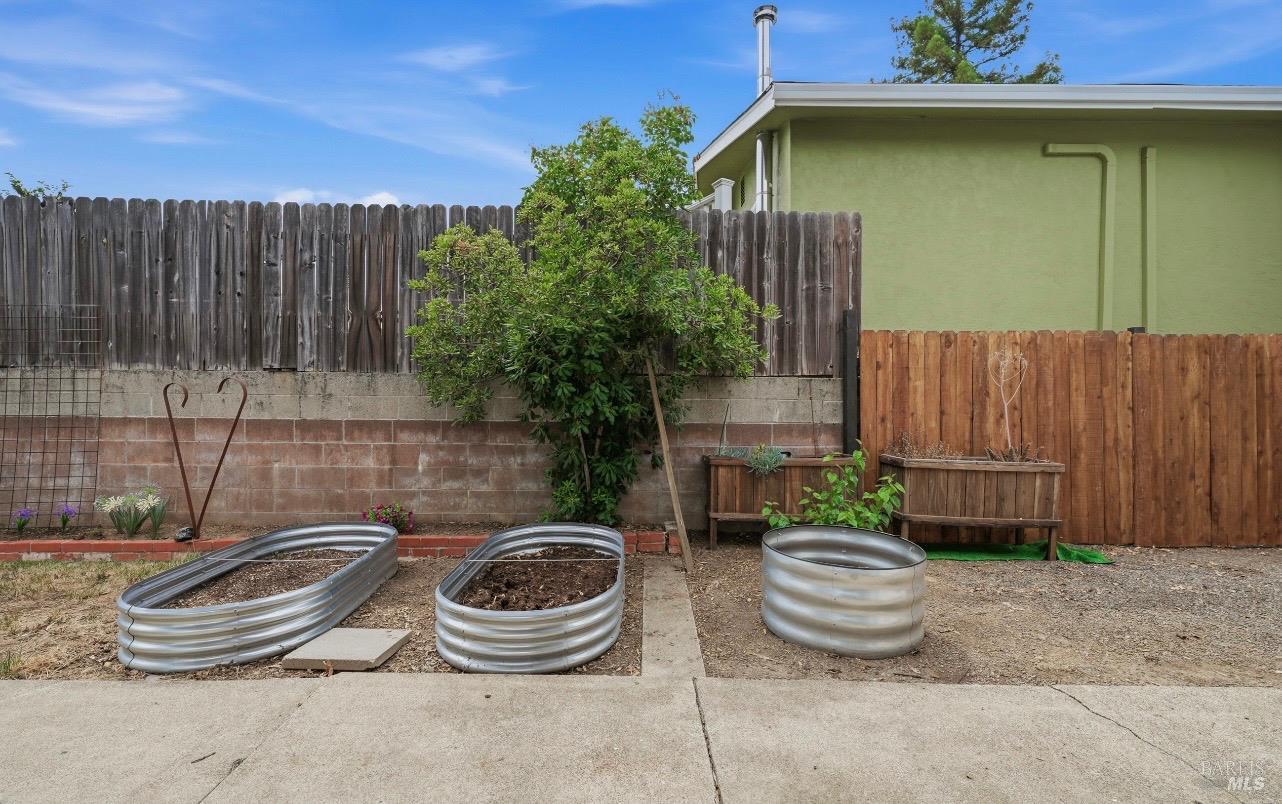 777 Seventh Street Lakeport CA 95453