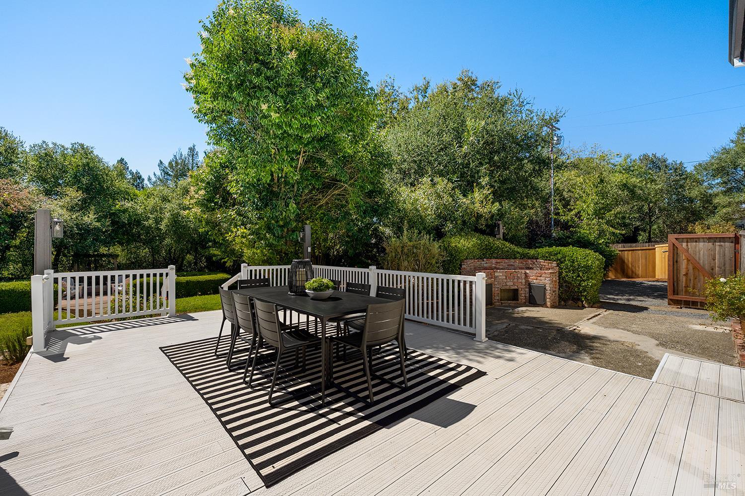 1470 High School Road Sebastopol CA 95472