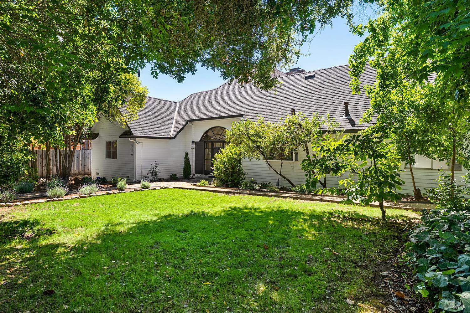 1470 High School Road Sebastopol CA 95472