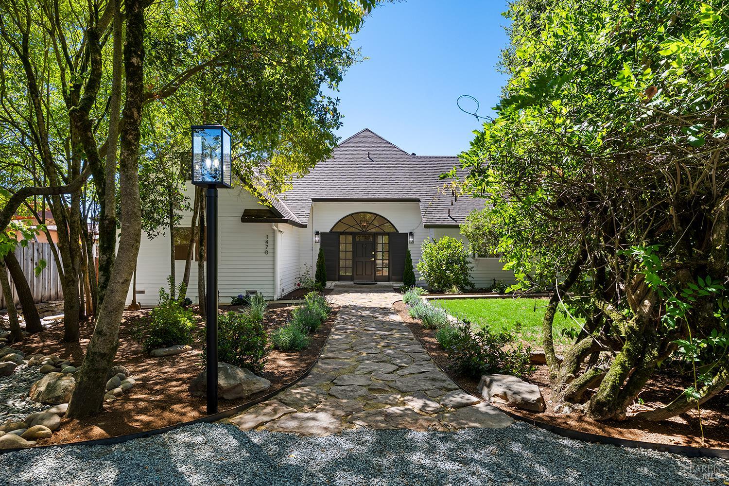 1470 High School Road Sebastopol CA 95472