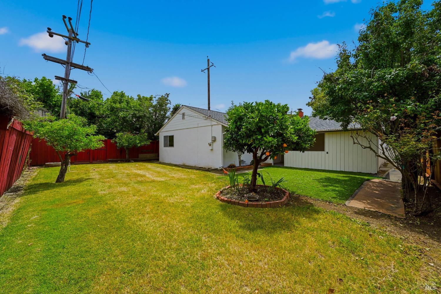 108 Lakewood Avenue Vallejo CA 94591