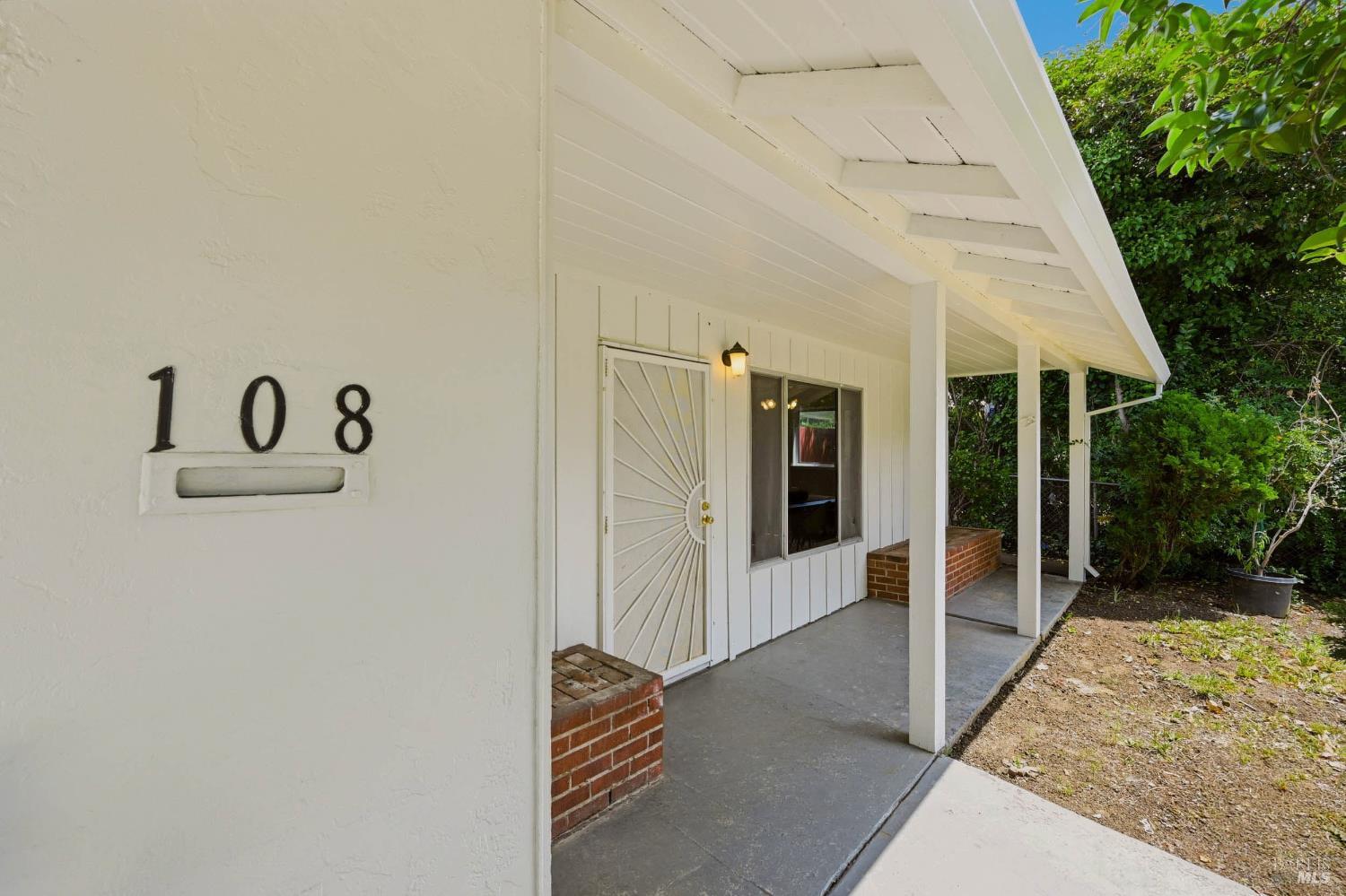 108 Lakewood Avenue Vallejo CA 94591