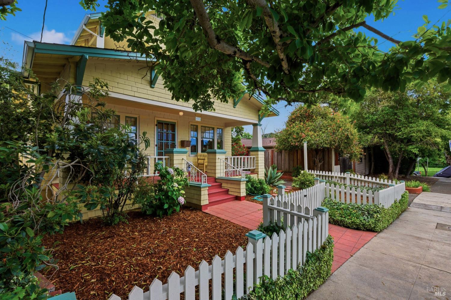 1134 Willow Avenue Napa CA 94559