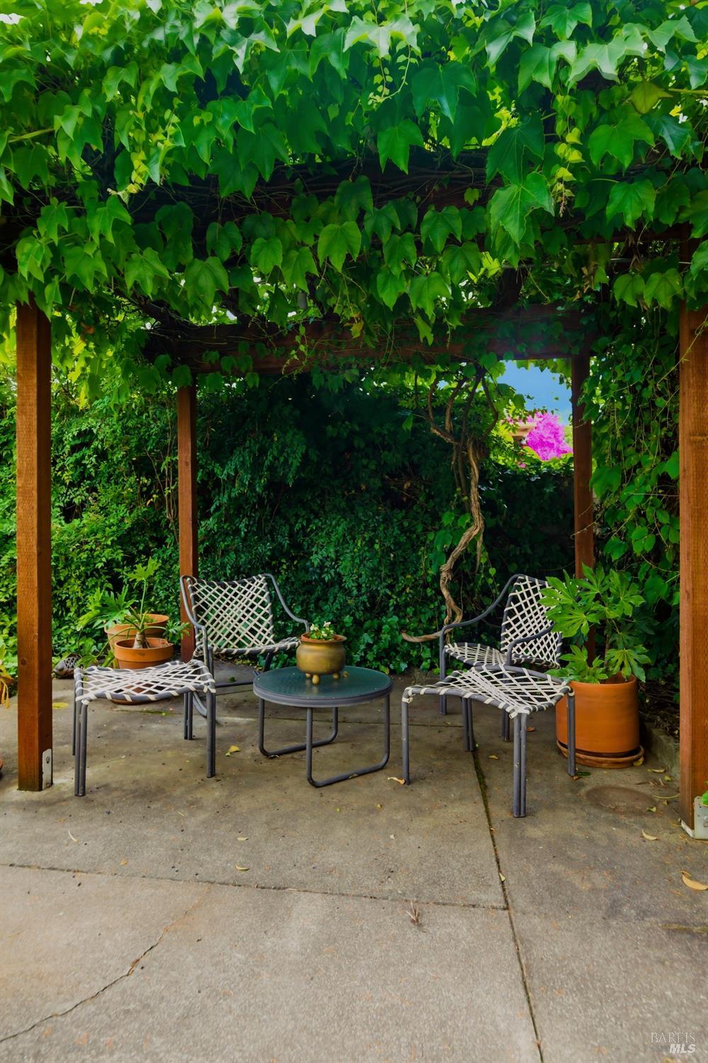 1134 Willow Avenue Napa CA 94559