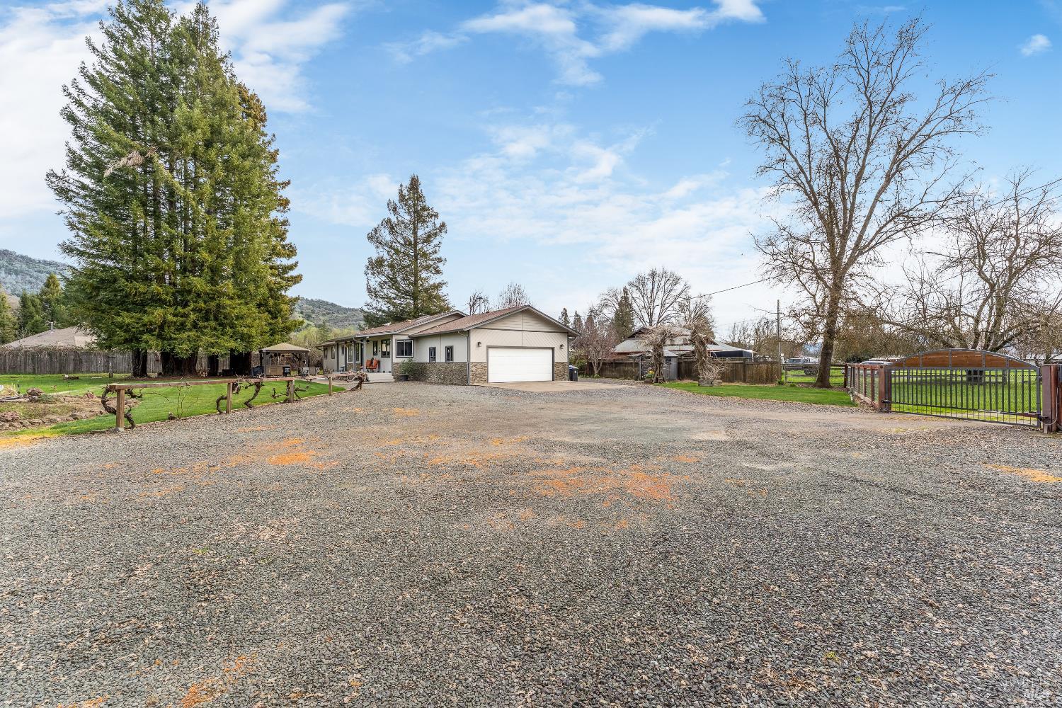 10450 Main Street Potter Valley CA 95469