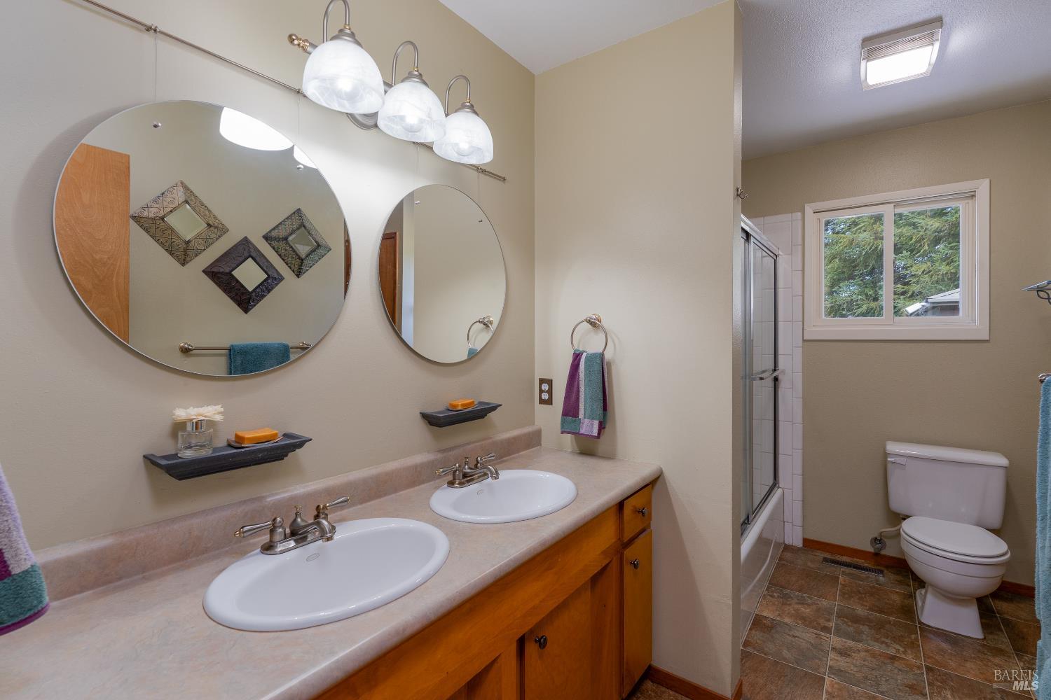 10450 Main Street Potter Valley CA 95469