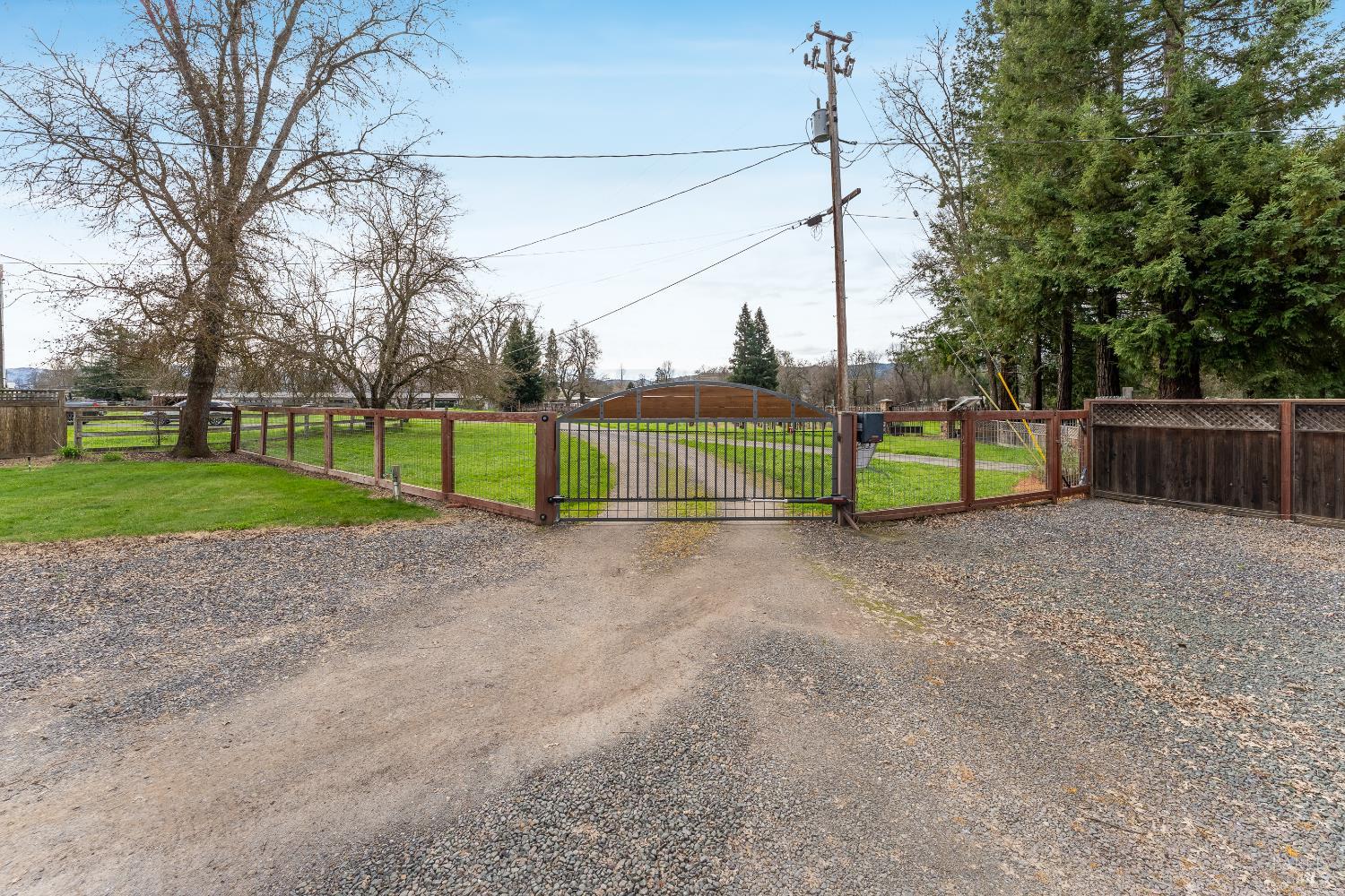 10450 Main Street Potter Valley CA 95469