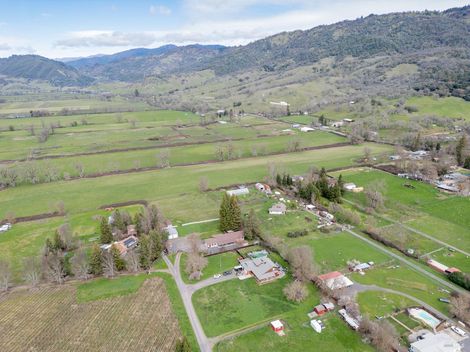 10450 Main Street Potter Valley CA 95469