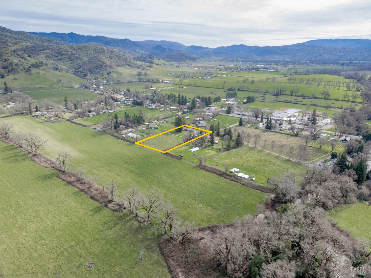 10450 Main Street Potter Valley CA 95469