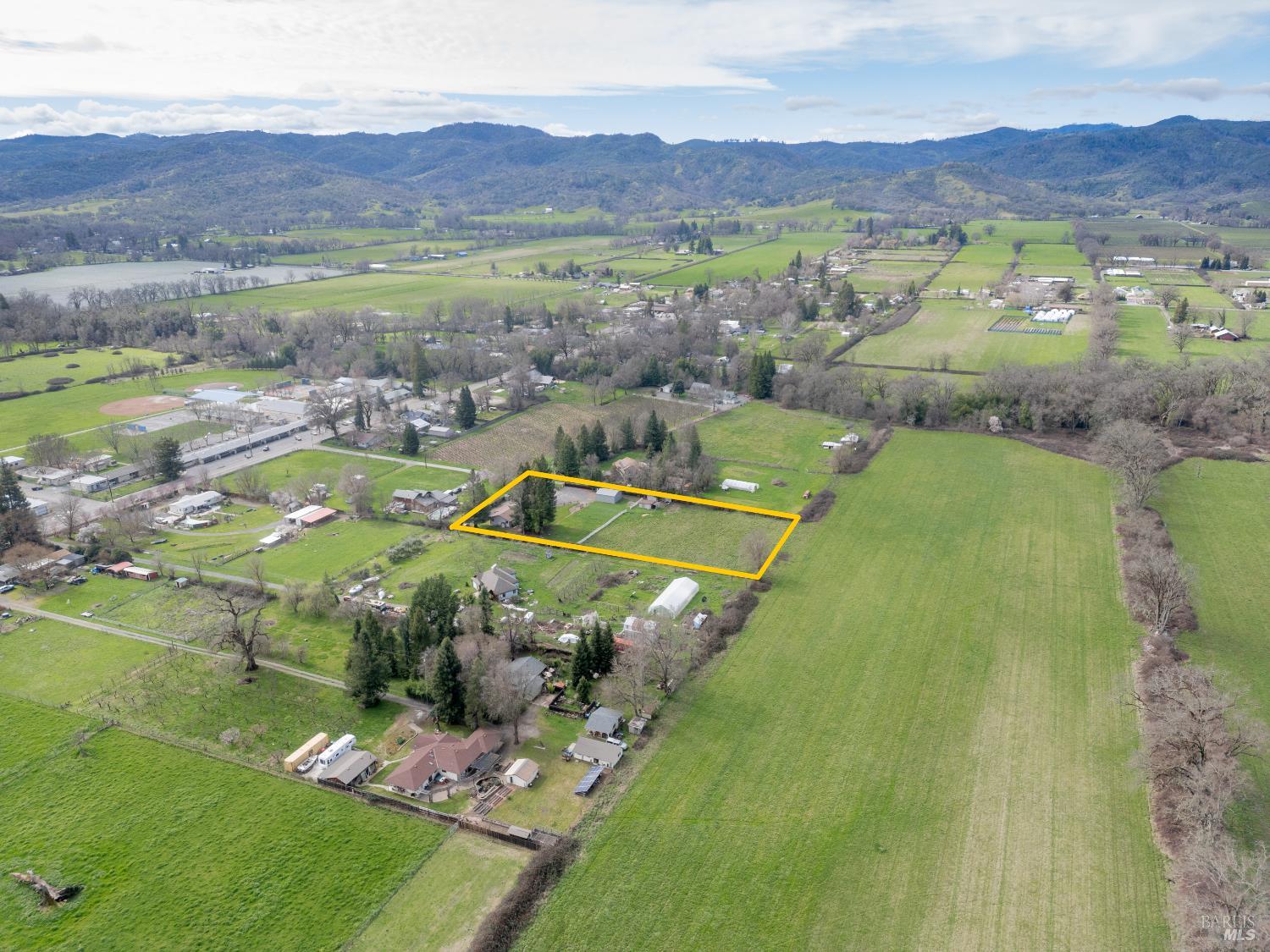 10450 Main Street Potter Valley CA 95469