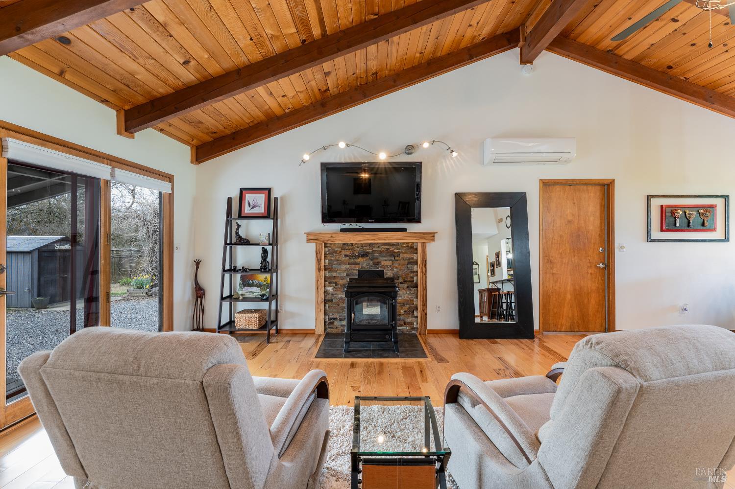 10450 Main Street Potter Valley CA 95469