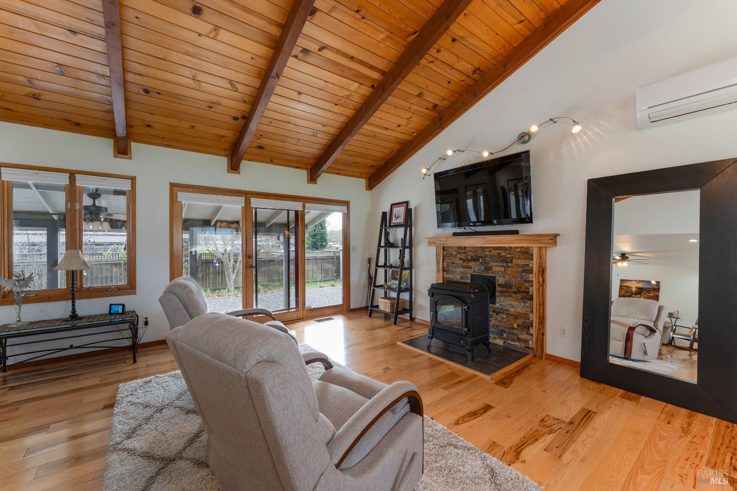 10450 Main Street Potter Valley CA 95469