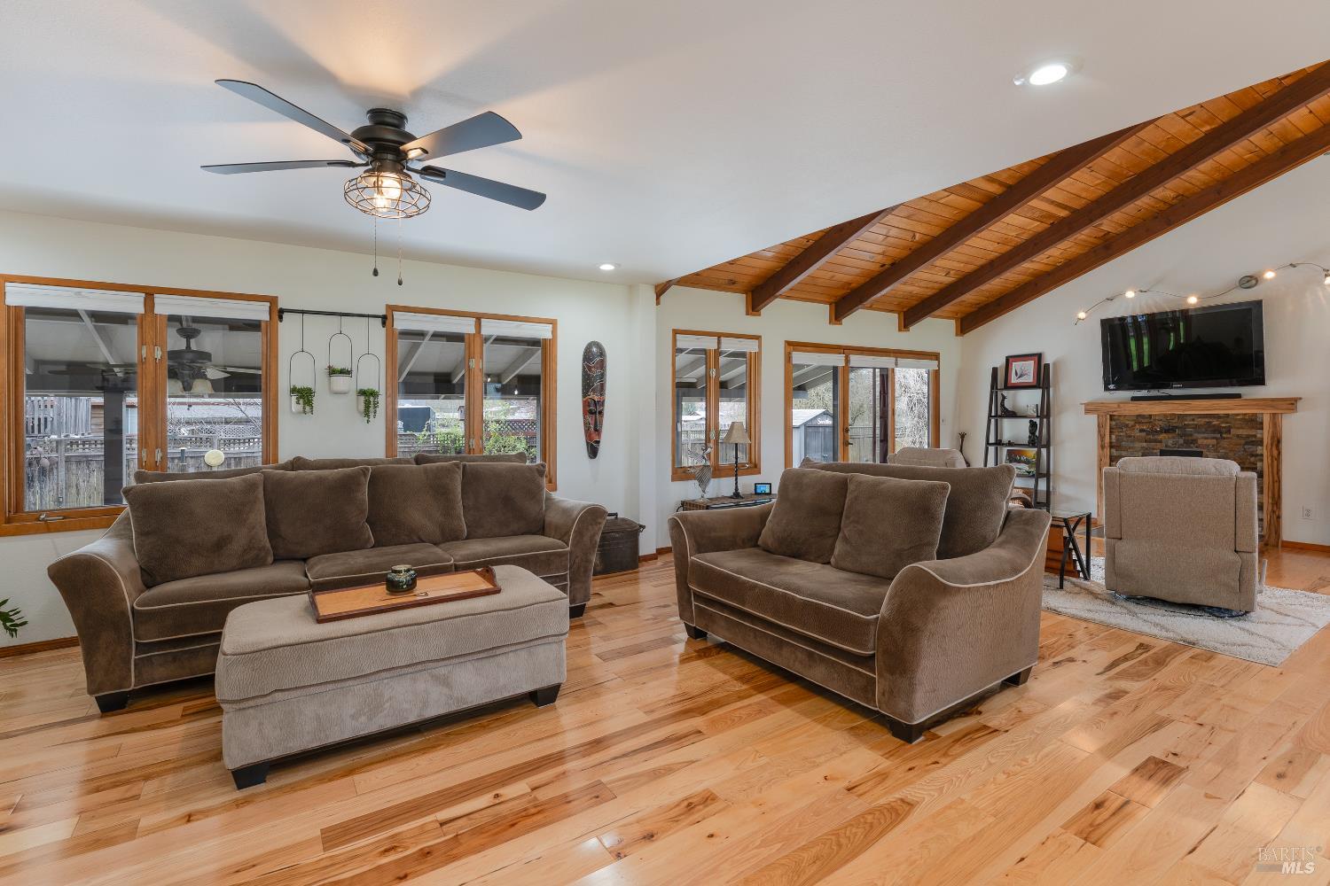 10450 Main Street Potter Valley CA 95469