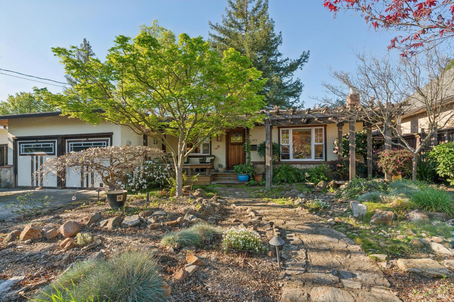 1143 Hudson Avenue St. Helena CA 94574