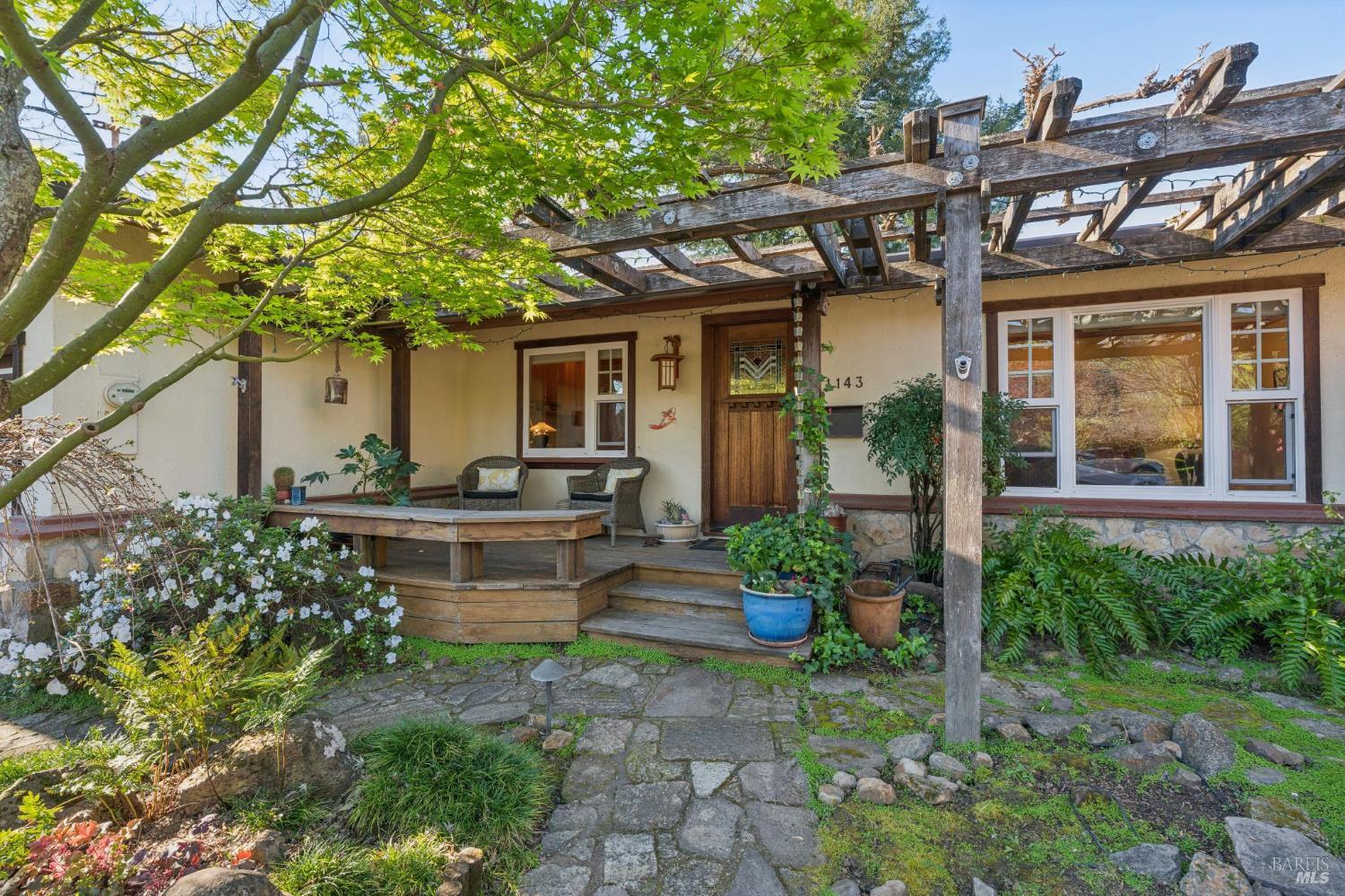 1143 Hudson Avenue St. Helena CA 94574
