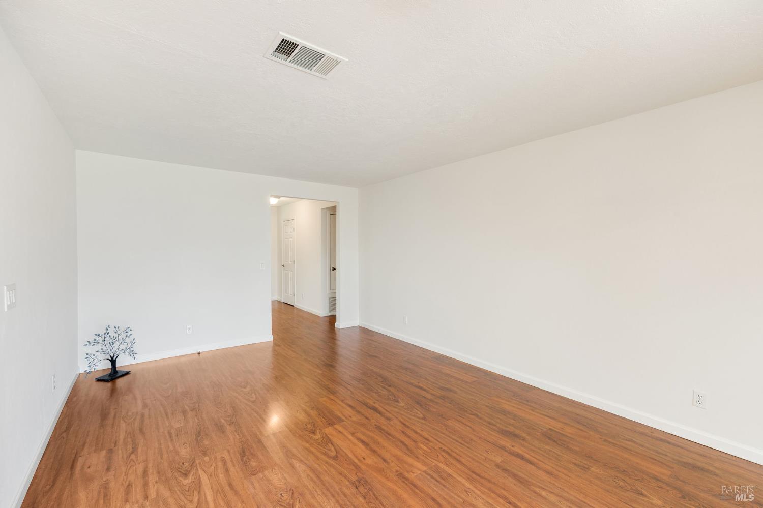1360 Hemingway Court Dixon CA 95620