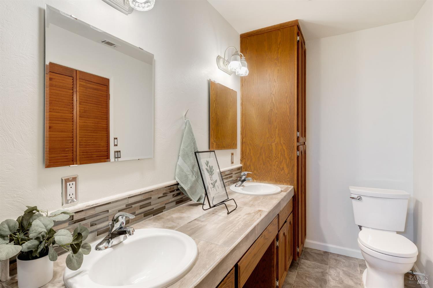 1360 Hemingway Court Dixon CA 95620