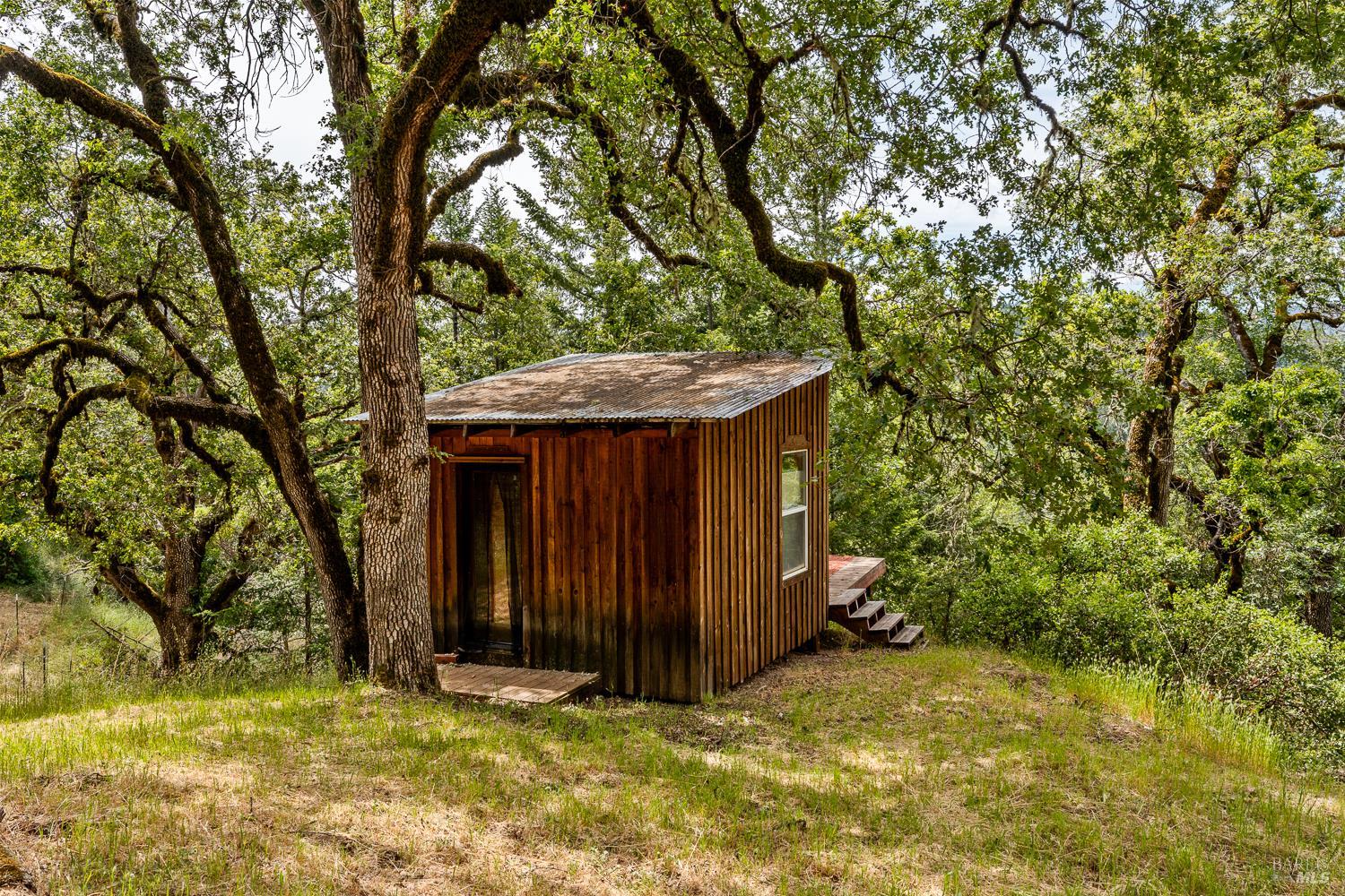 18700 Scenic Drive Redwood Valley CA 95470