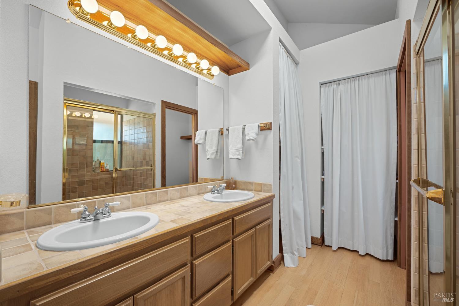 44600 Pomo Lake Drive Manchester CA 95459