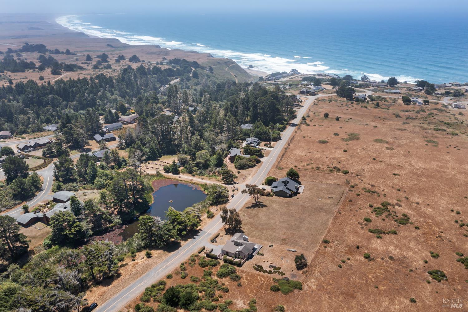 44600 Pomo Lake Drive Manchester CA 95459