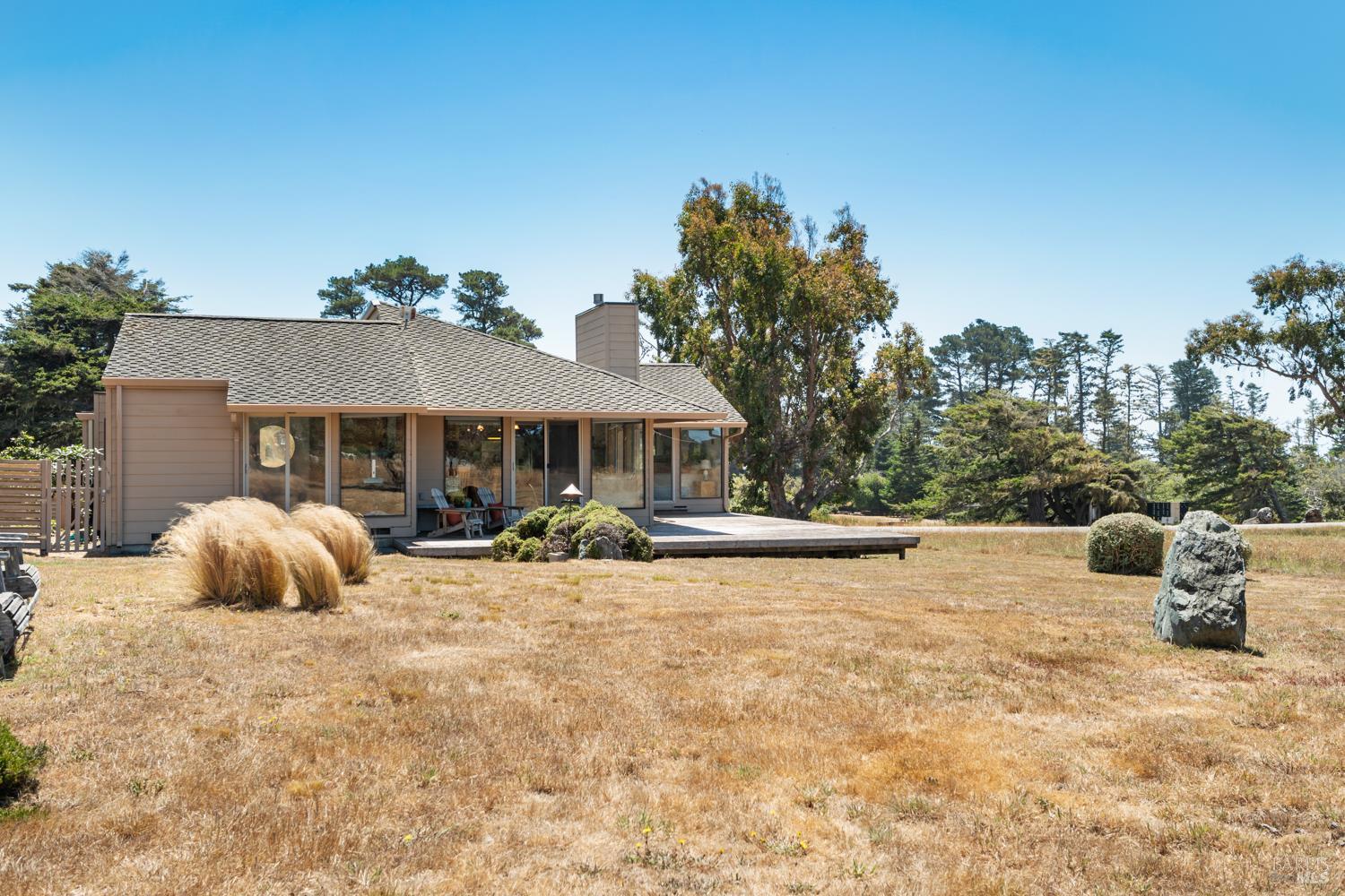44600 Pomo Lake Drive Manchester CA 95459