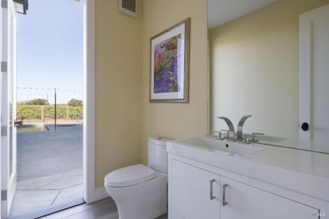 1626 Abramson Road Santa Rosa CA 95401