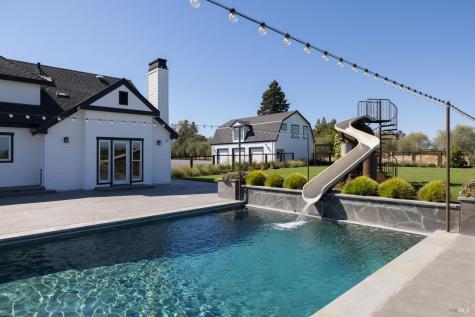 1626 Abramson Road Santa Rosa CA 95401