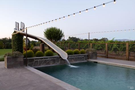 1626 Abramson Road Santa Rosa CA 95401