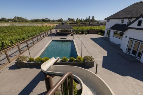1626 Abramson Road Santa Rosa CA 95401