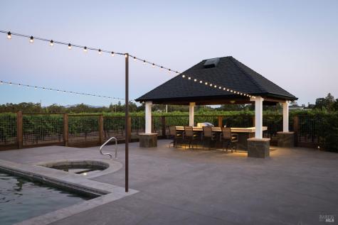 1626 Abramson Road Santa Rosa CA 95401
