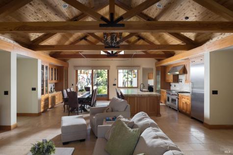 1626 Abramson Road Santa Rosa CA 95401