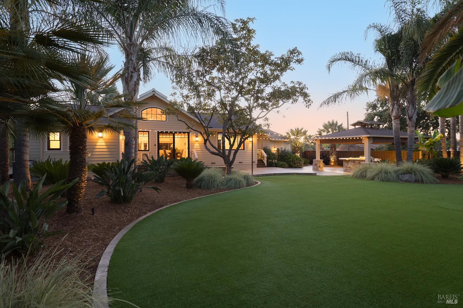 1626 Abramson Road Santa Rosa CA 95401